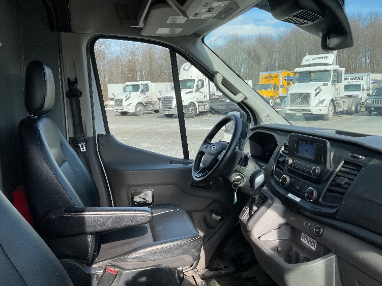 Used 2023 Ford Transit 250 - photo 21