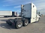 Used 2020 Freightliner Cascadia Detroit DD15AT Semi Truck with Sleeper Cab for sale #268731 - photo 7
