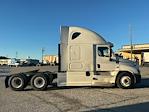Used 2019 Freightliner Cascadia Detroit DD15AT Semi Truck with Sleeper Cab for sale #268790 - photo 8