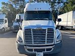 Used 2019 Freightliner Cascadia Detroit DD15AT Semi Truck with Sleeper Cab for sale #268813 - photo 2