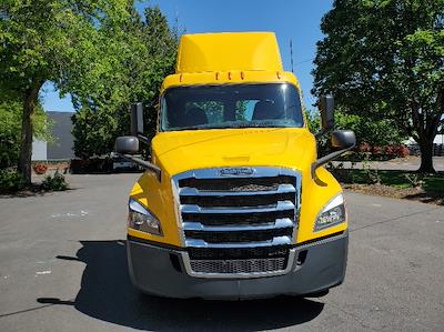 Used 2019 Freightliner Cascadia Detroit DD13 Semi Truck for sale #268857 - photo 2