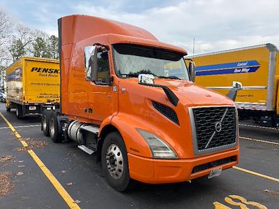 Used 2019 Volvo VNR Volvo D13 Semi Truck for sale #268875 - photo 1