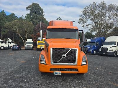 Used 2019 Volvo VNR Volvo D13 Semi Truck for sale #268880 - photo 2