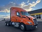 Used 2019 Freightliner Cascadia Detroit DD13 Semi Truck with Sleeper Cab for sale #268895 - photo 1
