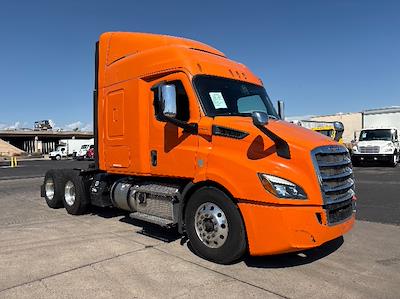 Used 2019 Freightliner Cascadia Detroit DD13 Semi Truck with Sleeper Cab for sale #268897 - photo 1