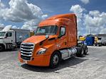 Used 2019 Freightliner Cascadia Detroit DD13 Semi Truck with Sleeper Cab for sale #268907 - photo 3