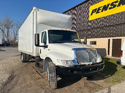 Used 2019 International MV - photo 1