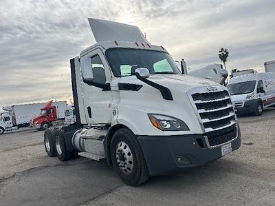 Used 2020 Freightliner Cascadia Detroit DD13 Semi Truck for sale #269493 - photo 1