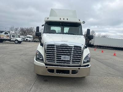 Used 2017 Freightliner Cascadia Detroit DD13 Semi Truck for sale #269693 - photo 2