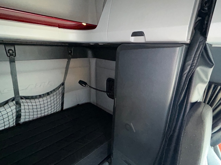 Used 2019 Freightliner Cascadia - photo 20