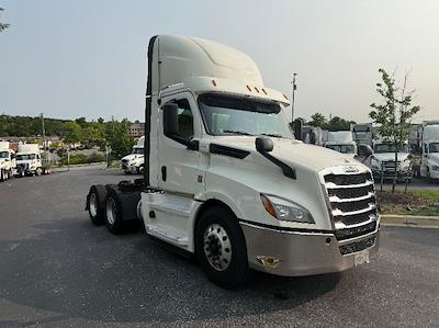 Used 2019 Freightliner Cascadia Detroit DD13 Semi Truck for sale #270197 - photo 1