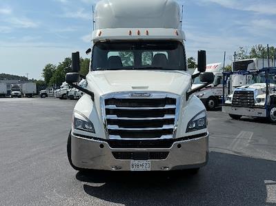 Used 2019 Freightliner Cascadia Detroit DD13 Semi Truck for sale #270203 - photo 2