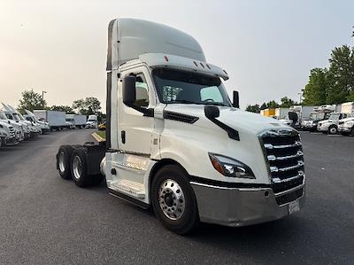 Used 2019 Freightliner Cascadia Detroit DD13 Semi Truck for sale #270211 - photo 1
