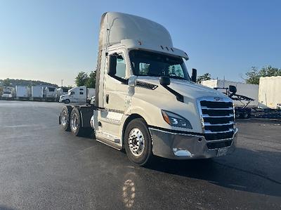 Used 2019 Freightliner Cascadia Detroit DD13 Semi Truck for sale #270231 - photo 1
