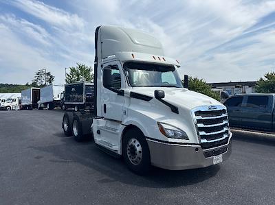 Used 2019 Freightliner Cascadia Detroit DD13 Semi Truck for sale #270236 - photo 1