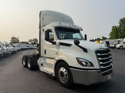Used 2019 Freightliner Cascadia Detroit DD13 Semi Truck for sale #270244 - photo 1