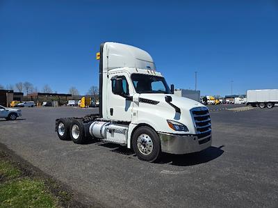 Used 2019 Freightliner Cascadia Detroit DD15AT Semi Truck for sale #270254 - photo 1