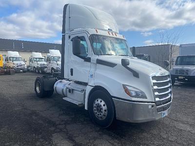 Used 2019 Freightliner Cascadia Detroit DD15AT Semi Truck for sale #270260 - photo 1