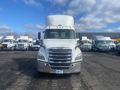 Used 2019 Freightliner Cascadia Detroit DD15AT Semi Truck for sale #270260 - photo 2