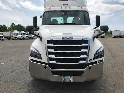 Used 2019 Freightliner Cascadia Detroit DD15AT Semi Truck for sale #270272 - photo 2