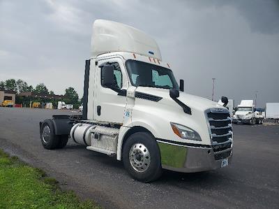 Used 2019 Freightliner Cascadia Detroit DD15AT Semi Truck for sale #270273 - photo 1