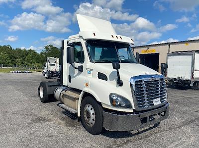 Used 2017 Freightliner Cascadia Detroit DD13 Semi Truck for sale #270497 - photo 1