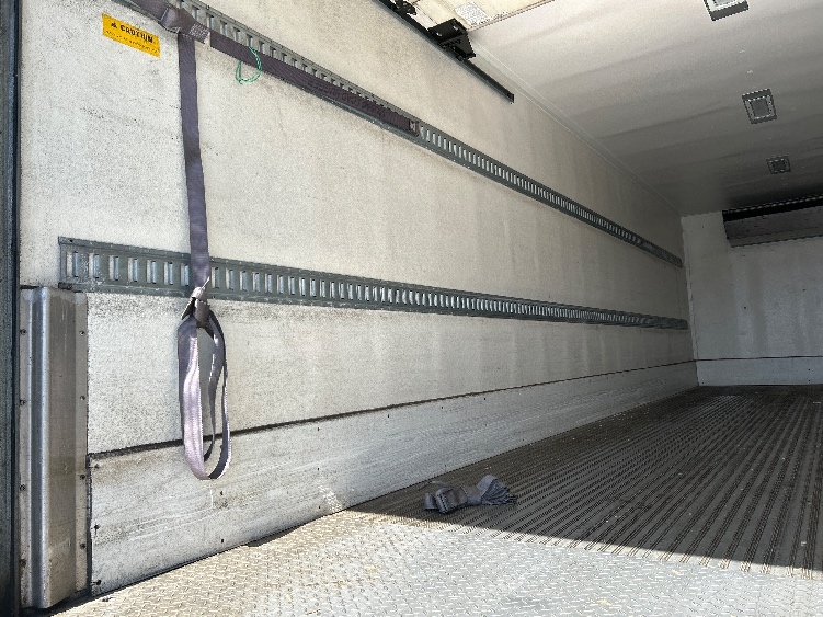Used 2017 Freightliner M2 106 - photo 13
