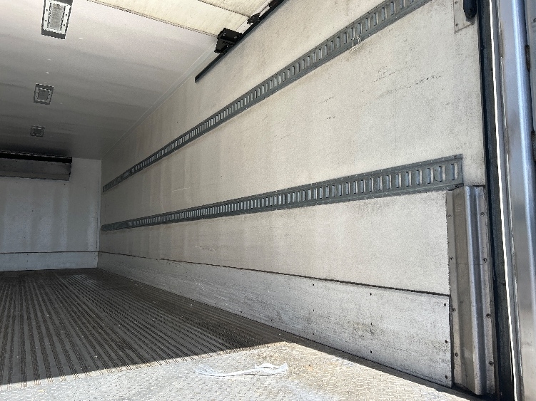 Used 2017 Freightliner M2 106 - photo 14