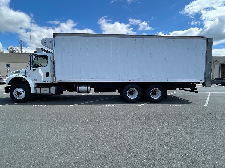 Used 2017 Freightliner M2 106 - photo 6