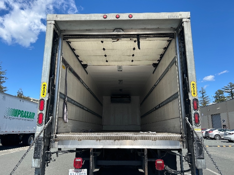Used 2017 Freightliner M2 106 - photo 10