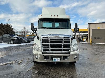 Used 2020 Freightliner Cascadia Detroit DD13 Semi Truck for sale #270754 - photo 2