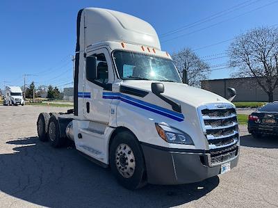 Used 2020 Freightliner Cascadia Detroit DD15AT Semi Truck for sale #270841 - photo 1