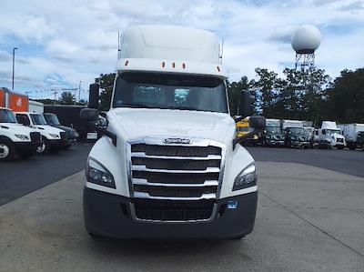 Used 2020 Freightliner Cascadia Detroit DD15AT Semi Truck for sale #271144 - photo 2