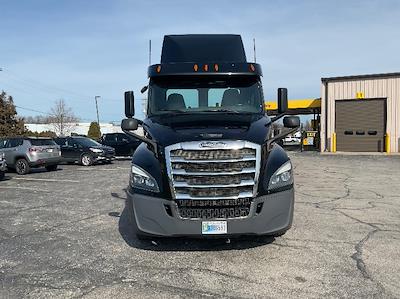 Used 2020 Freightliner Cascadia Detroit DD13 Semi Truck for sale #272278 - photo 2