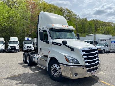 Used 2020 Freightliner Cascadia Detroit DD13 Semi Truck for sale #272807 - photo 1