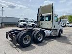 Used 2020 Freightliner Cascadia Detroit DD13 Semi Truck for sale #272807 - photo 7