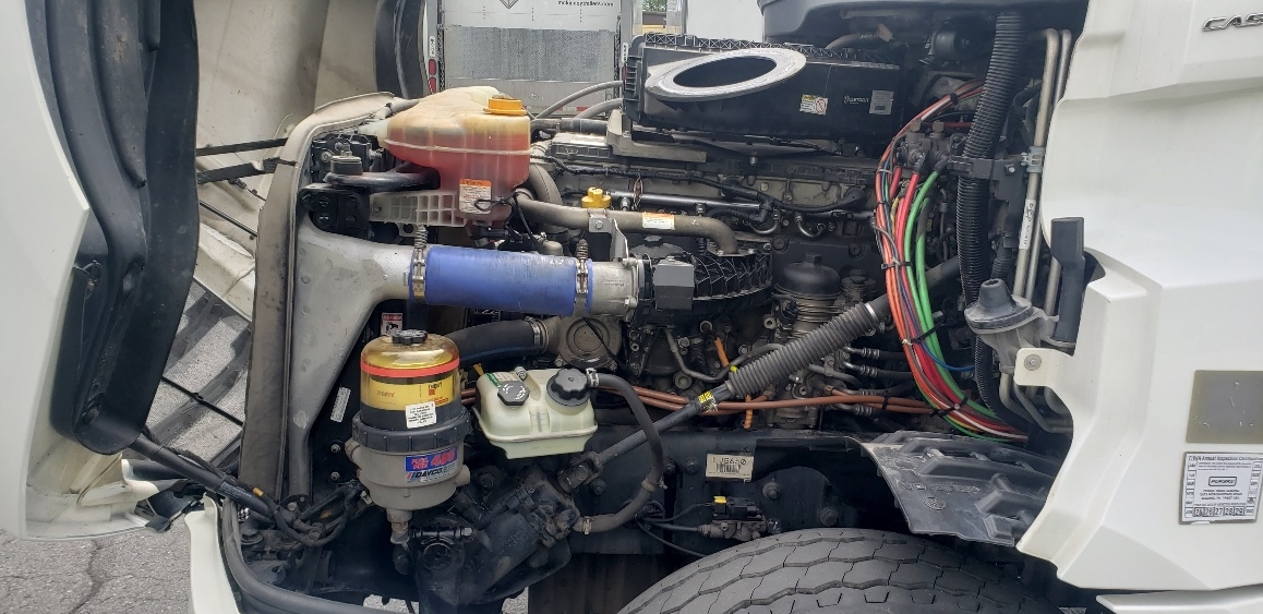 Used 2020 Freightliner Cascadia - photo 23