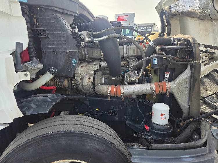 Used 2020 Freightliner Cascadia - photo 22