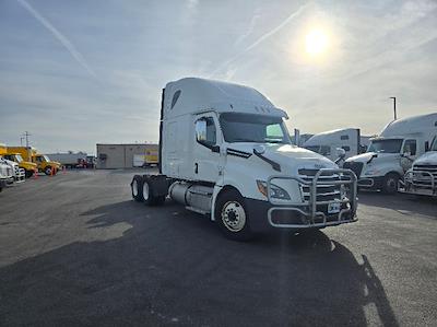 Used 2020 Freightliner Cascadia - photo 1