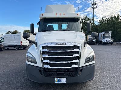 Used 2020 Freightliner Cascadia Detroit DD13 Semi Truck for sale #274627 - photo 2