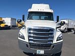 Used 2020 Freightliner Cascadia Detroit DD13 Semi Truck for sale #274722 - photo 2