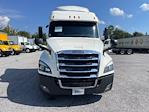 Used 2020 Freightliner Cascadia Detroit DD15AT Semi Truck with Sleeper Cab for sale #274844 - photo 2