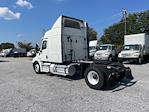 Used 2020 Freightliner Cascadia Detroit DD15AT Semi Truck with Sleeper Cab for sale #274844 - photo 5