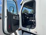Used 2020 Freightliner Cascadia Detroit DD15AT Semi Truck with Sleeper Cab for sale #274844 - photo 9