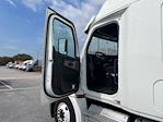 Used 2020 Freightliner Cascadia Detroit DD15AT Semi Truck with Sleeper Cab for sale #274845 - photo 9