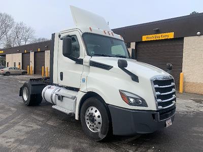 Used 2019 Freightliner Cascadia Detroit DD13 Semi Truck for sale #274885 - photo 1