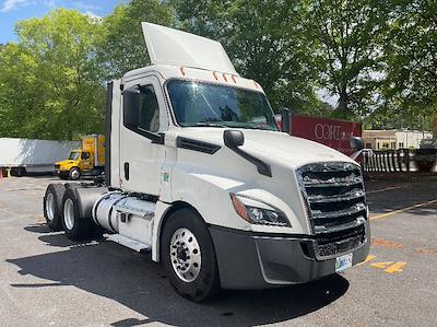 Used 2019 Freightliner Cascadia Detroit DD13 Semi Truck for sale #274889 - photo 1