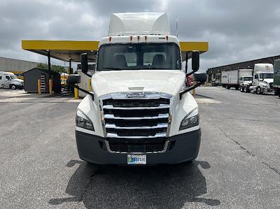 Used 2019 Freightliner Cascadia Detroit DD13 Semi Truck for sale #274891 - photo 2