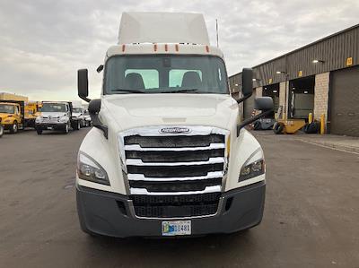 Used 2019 Freightliner Cascadia Detroit DD13 Semi Truck for sale #274892 - photo 2