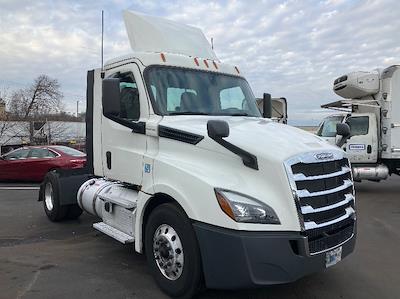 Used 2019 Freightliner Cascadia Detroit DD13 Semi Truck for sale #274902 - photo 1